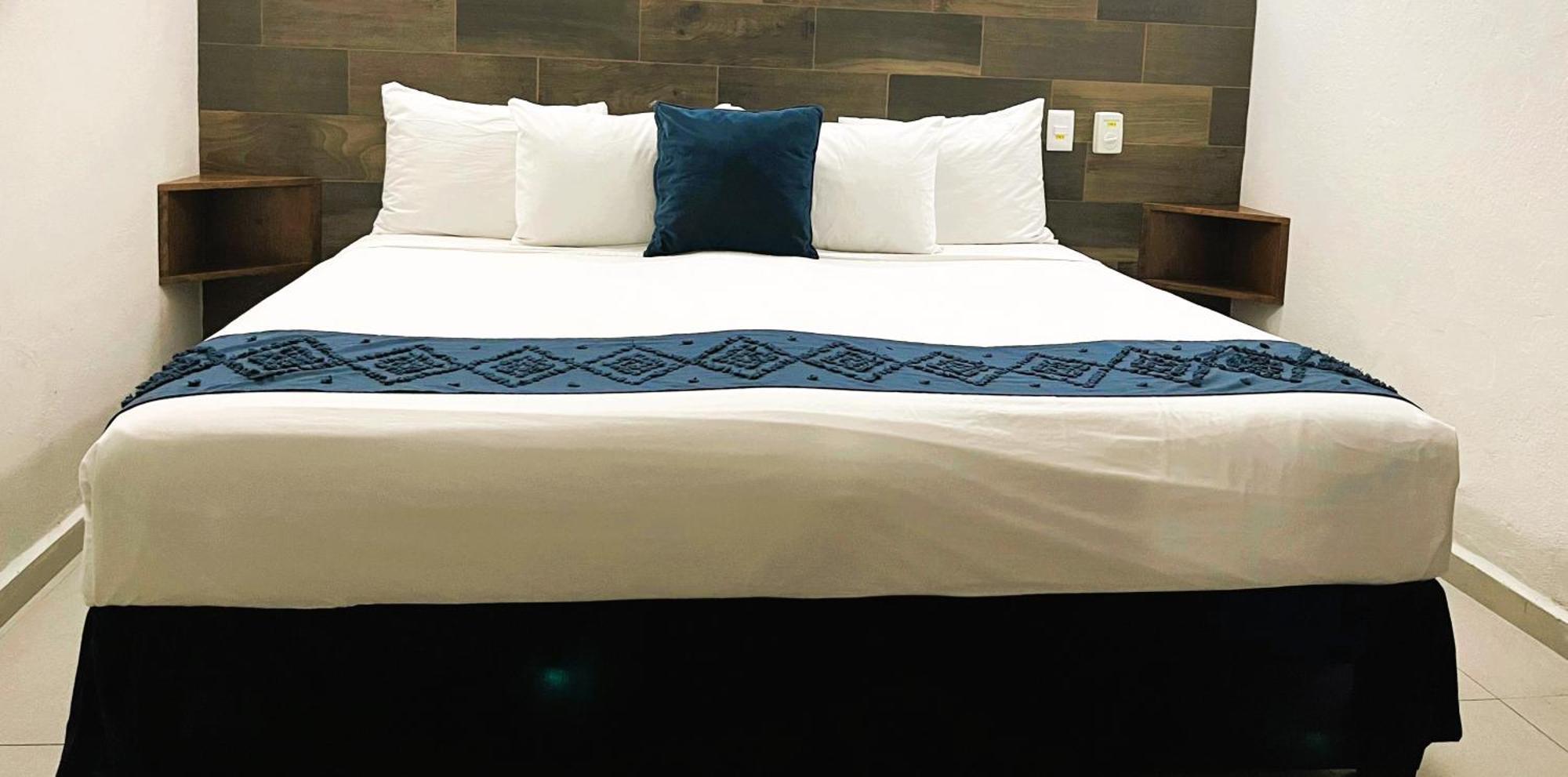Hotel Juarez 70 Colima Ngoại thất bức ảnh