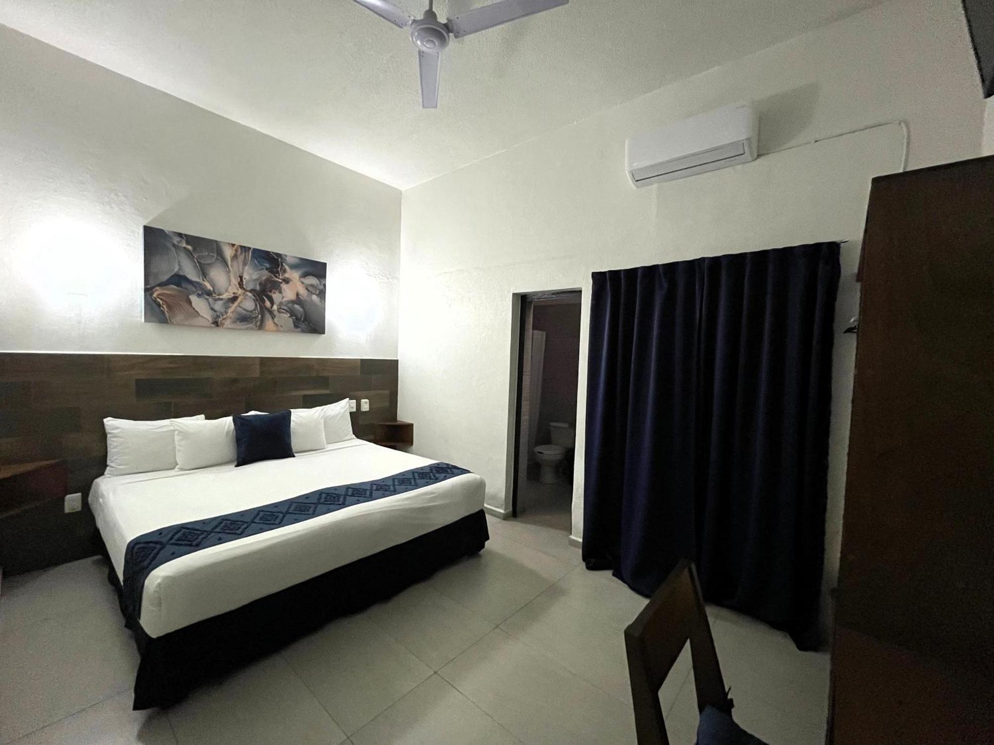 Hotel Juarez 70 Colima Ngoại thất bức ảnh