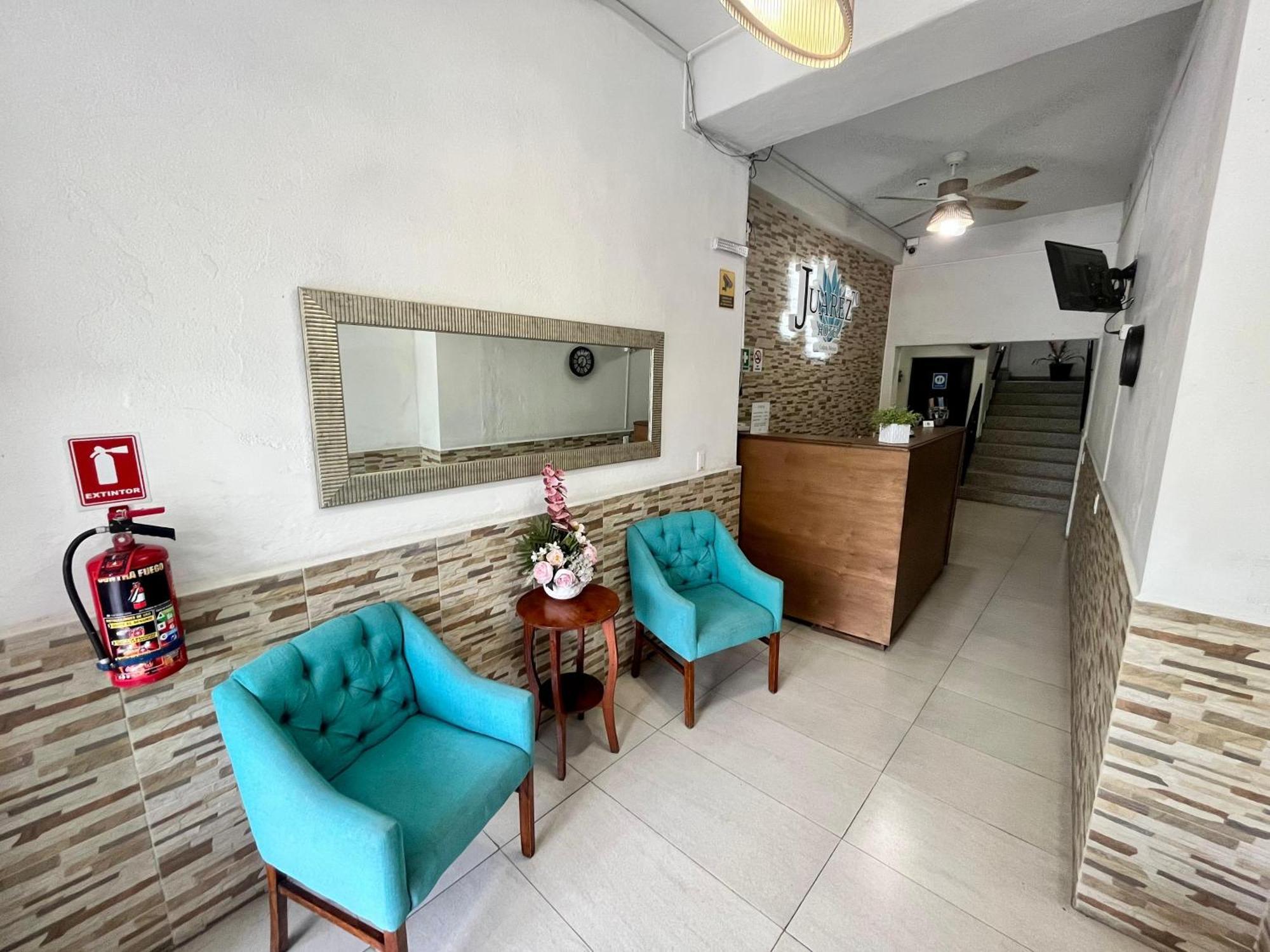 Hotel Juarez 70 Colima Ngoại thất bức ảnh